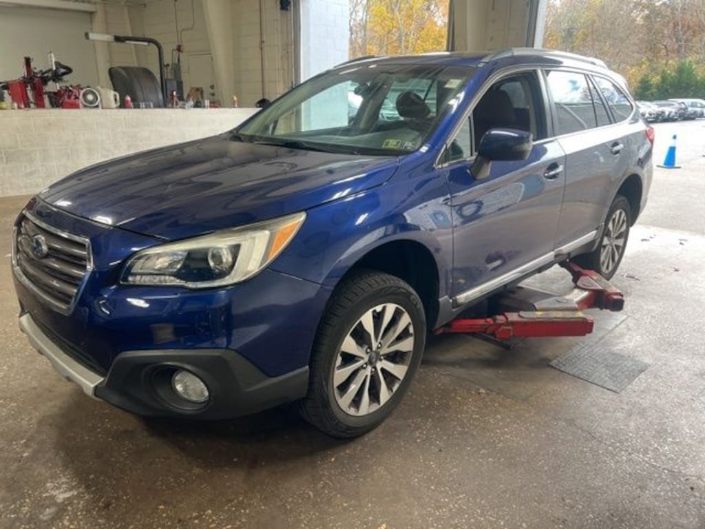 Used 2017 Subaru Outback 3.6R SUV
