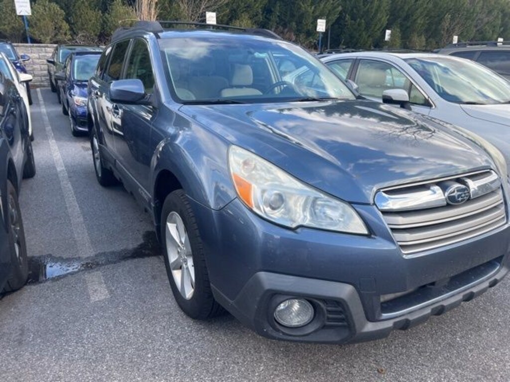 Used 2013 Subaru Outback 2.5i Premium SUV