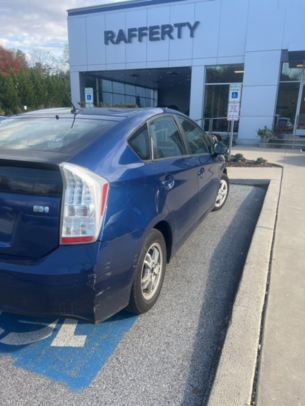 Used 2010 Toyota Prius I Hatchback