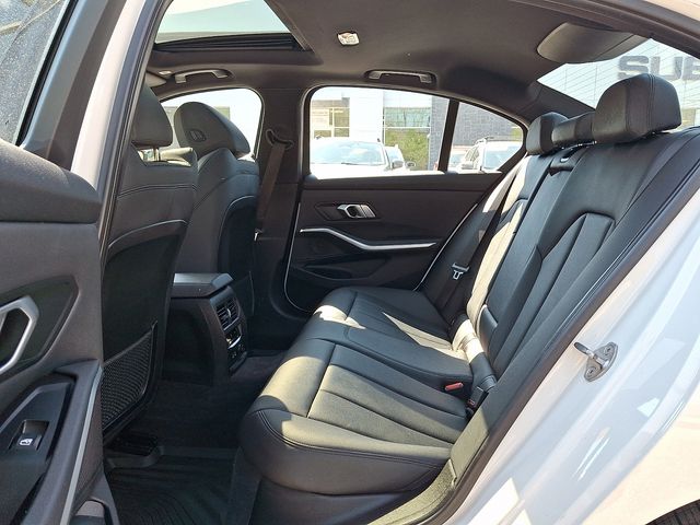 2019 BMW 3 Series 330i - Photo 12