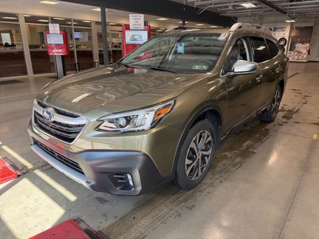 Used 2022 Subaru Outback Touring SUV