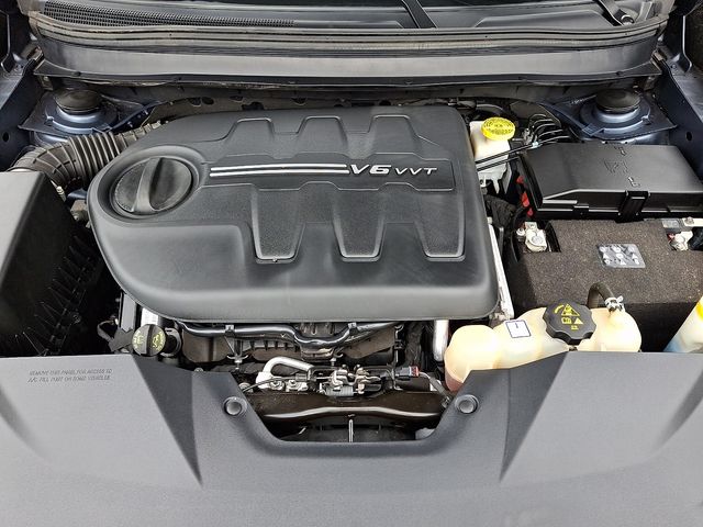 2021 Jeep Cherokee Latitude Lux - Photo 28