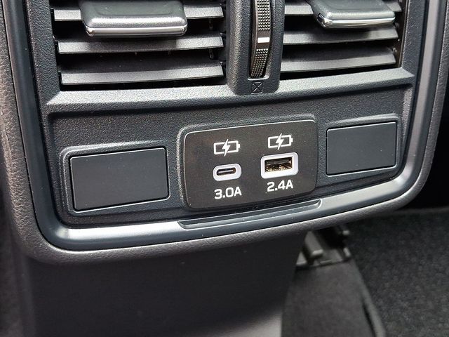 2025 Subaru Forester Premium - Photo 13