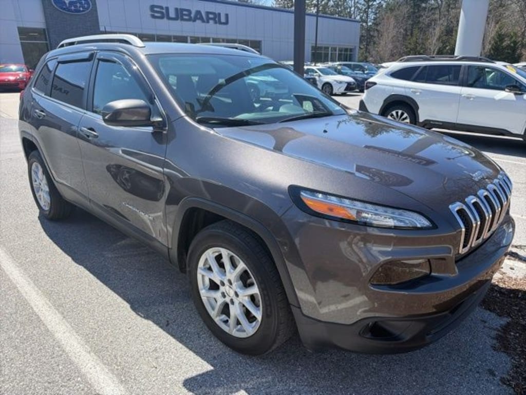 Used 2018 Jeep Cherokee Latitude Plus SUV