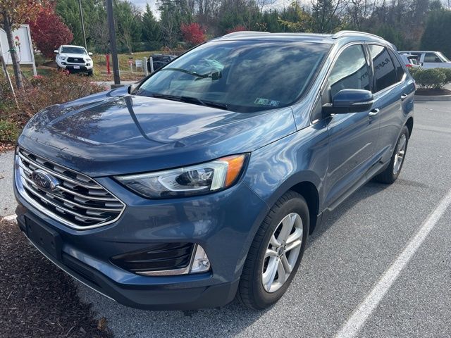 2019 Ford Edge SEL photo 2