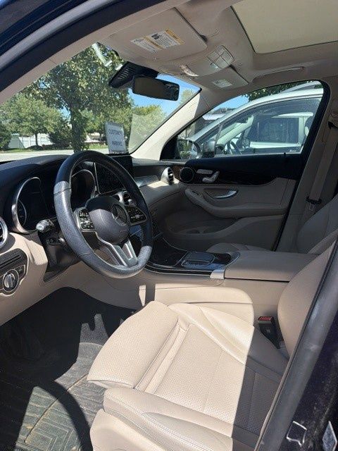 2021 Mercedes-Benz GLC GLC300 - Photo 6