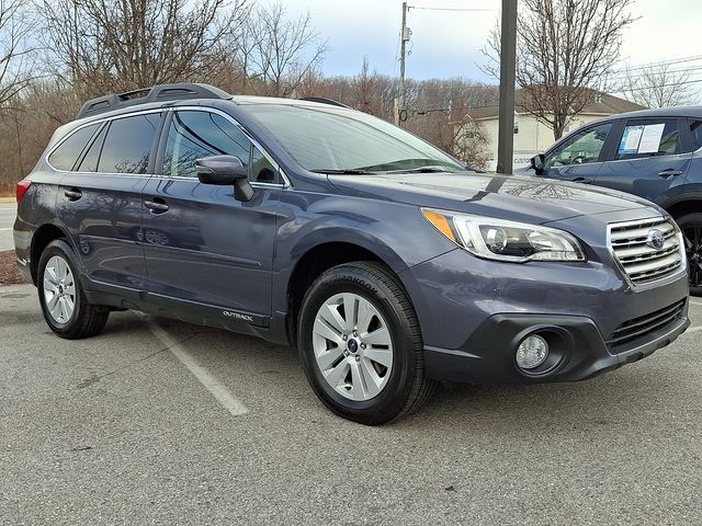 2015 Subaru Outback Premium's photo