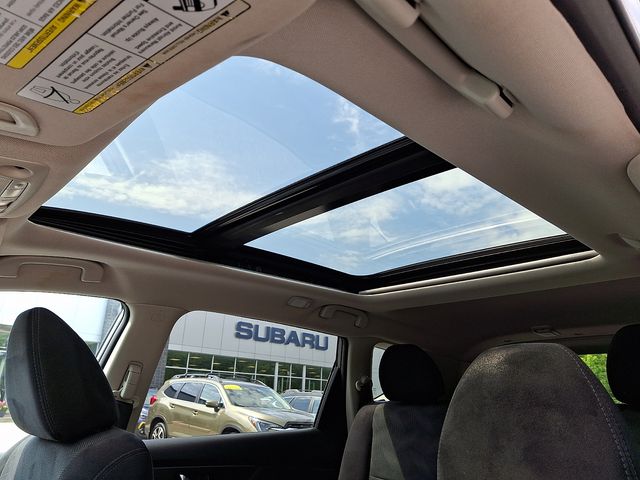 2016 Nissan Rogue SV - Photo 16
