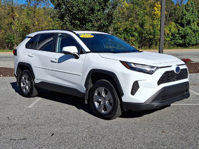 2024 Toyota RAV4 XLE