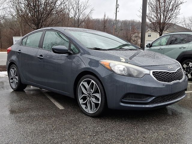 2016 Kia Forte LX's photo