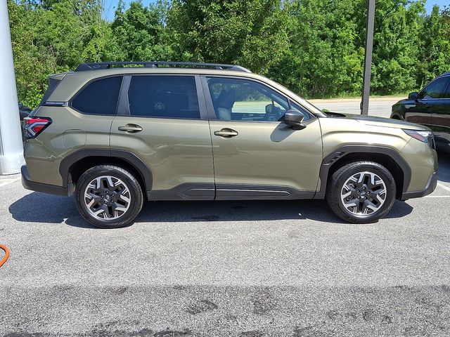 2025 Subaru Forester Premium - Photo 8