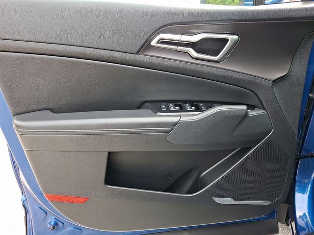 2024 Kia Sportage EX - Photo 13