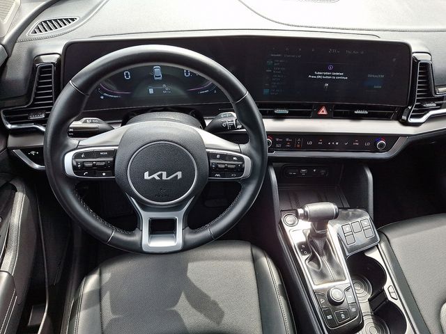 2024 Kia Sportage EX - Photo 12