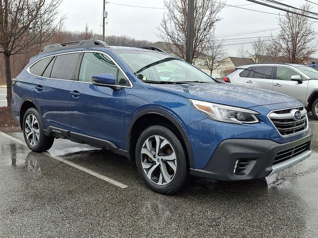 2022 Subaru Outback Limited's photo