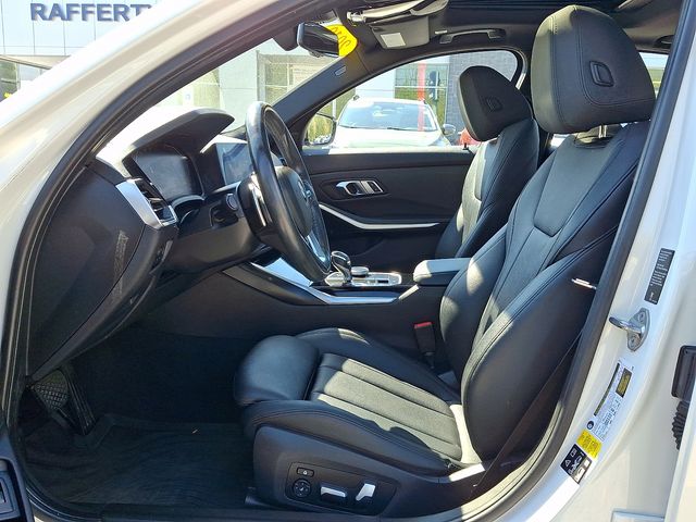 2019 BMW 3 Series 330i - Photo 17