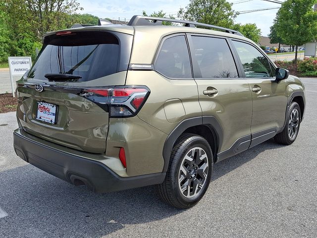 2025 Subaru Forester Premium - Photo 7