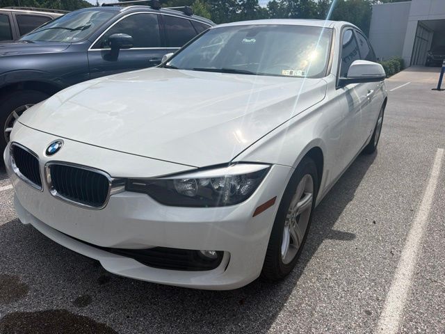 Used 2014 BMW 3 Series 320i with VIN WBA3B1G57ENN90848 for sale in Newtown Square, PA