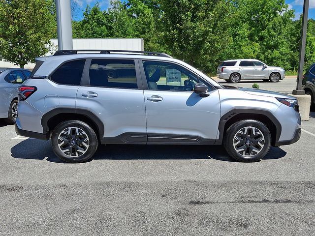 2025 Subaru Forester Premium - Photo 8