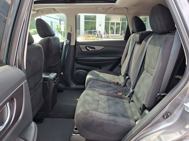 2016 Nissan Rogue SV - Photo 12