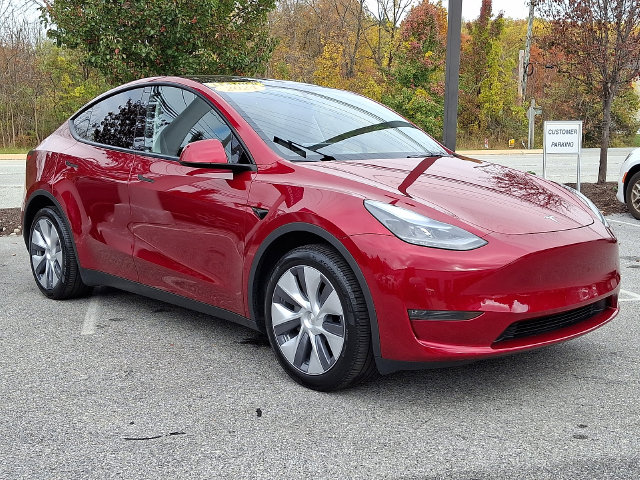 2024 Tesla Model Y