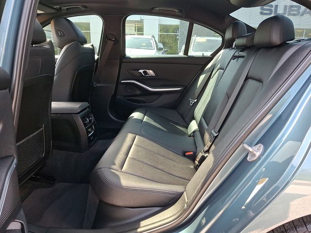 2021 BMW 3 Series 330i - Photo 12
