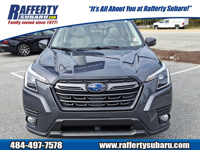 2022 Subaru Forester Limited photo 2