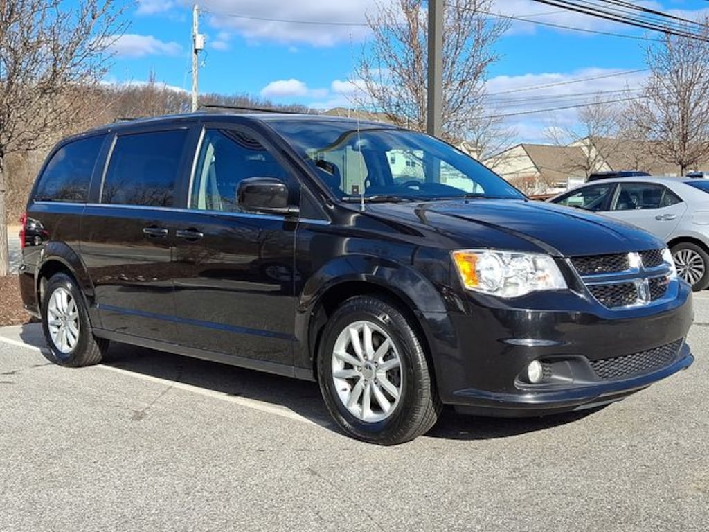Used 2019 Dodge Grand Caravan SXT Minivan/Van