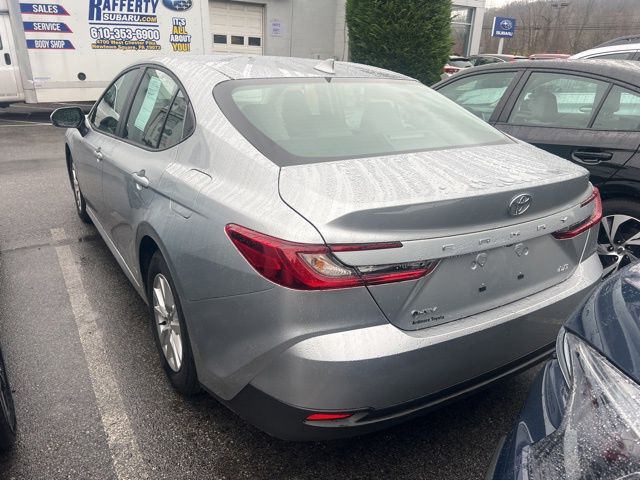 2026 Toyota Camry LE photo 3