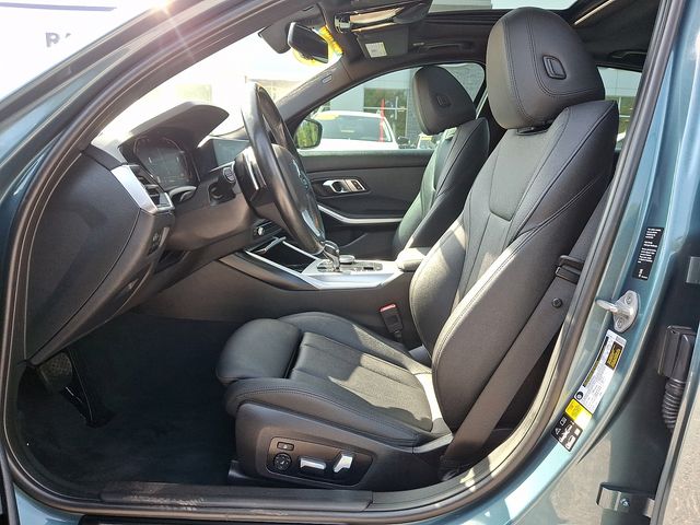 2021 BMW 3 Series 330i - Photo 17