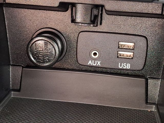 2018 Subaru Outback Premium - Photo 25