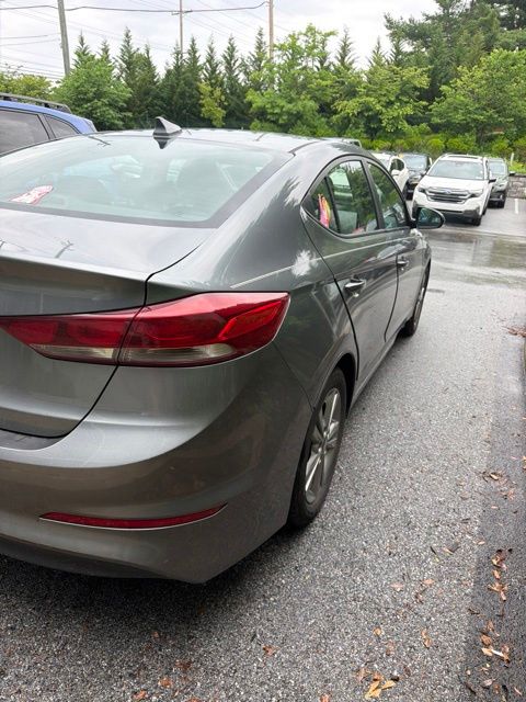 2017 Hyundai Elantra Value Edition - Photo 4