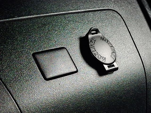 2013 Toyota Prius Three - Photo 25