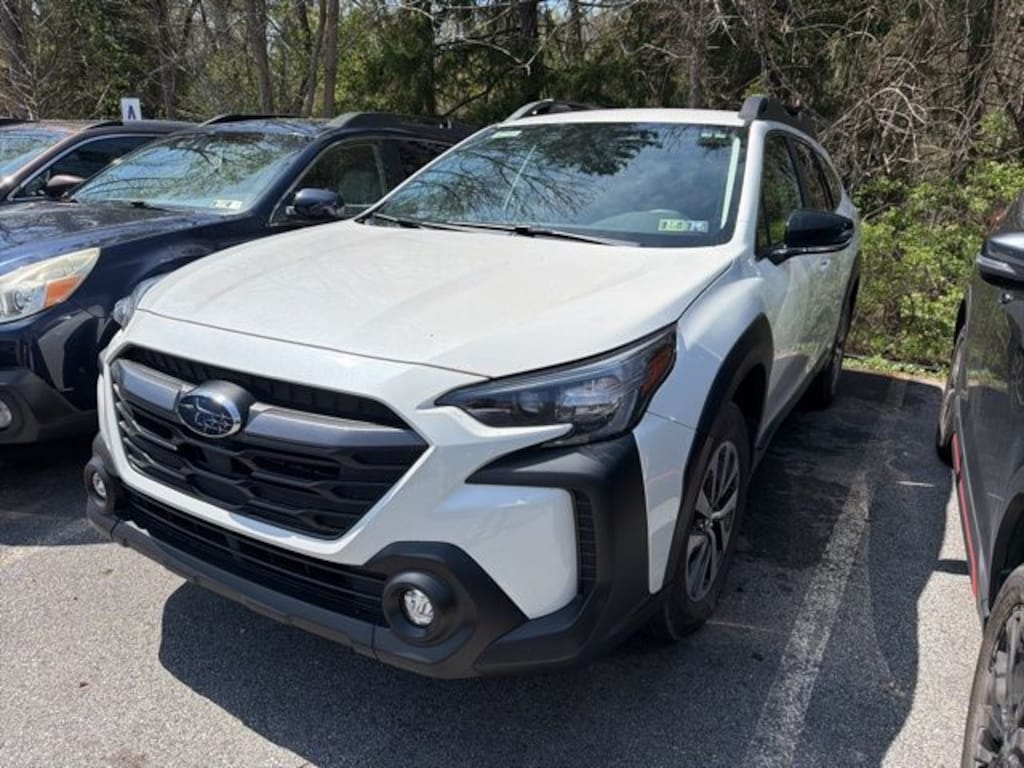 Used 2025 Subaru Outback Premium SUV