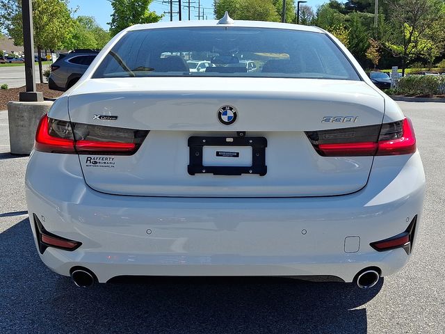 2019 BMW 3 Series 330i - Photo 6