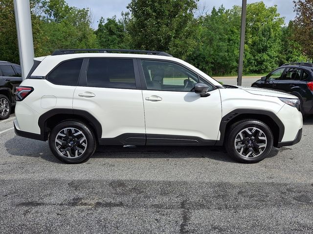 2025 Subaru Forester Premium - Photo 8