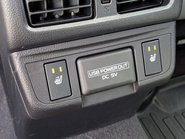 2018 Subaru Outback Limited - Photo 12