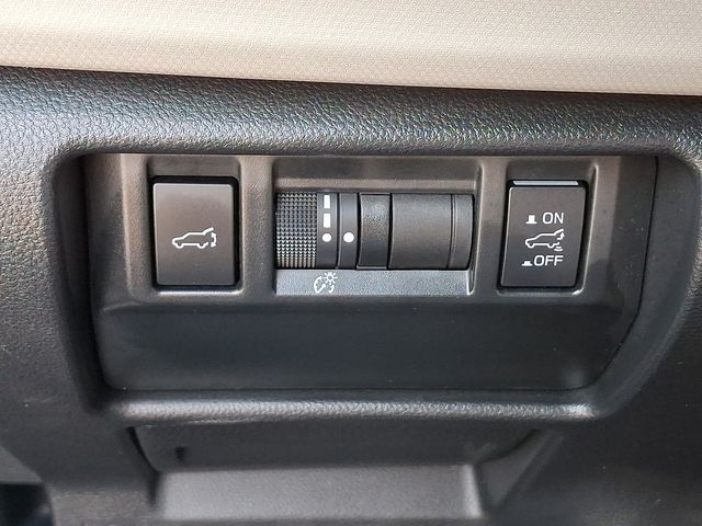 2025 Subaru Forester Premium - Photo 28