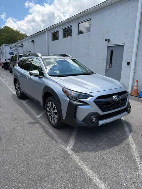 2025 Subaru Outback's photo