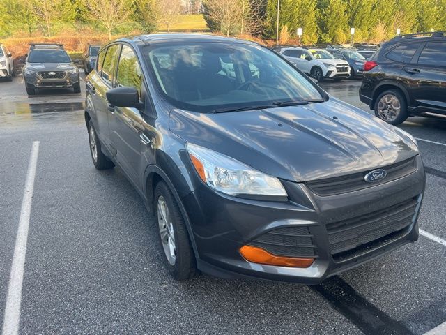 2015 Ford Escape S's photo