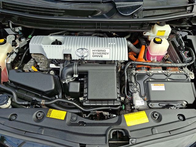 2013 Toyota Prius Three - Photo 29
