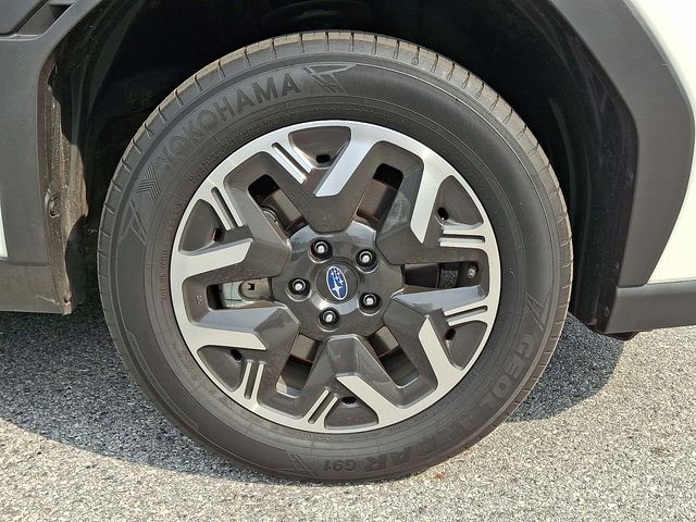 2025 Subaru Forester Premium - Photo 10