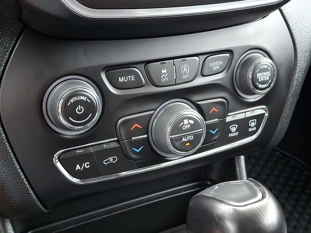 2022 Jeep Cherokee Trailhawk - Photo 17