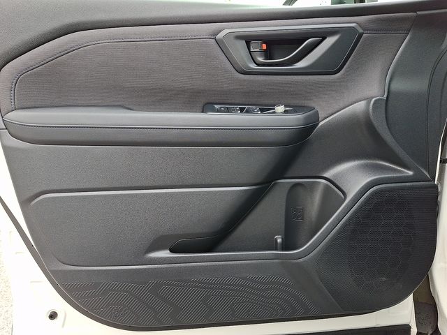 2025 Subaru Forester Premium - Photo 16