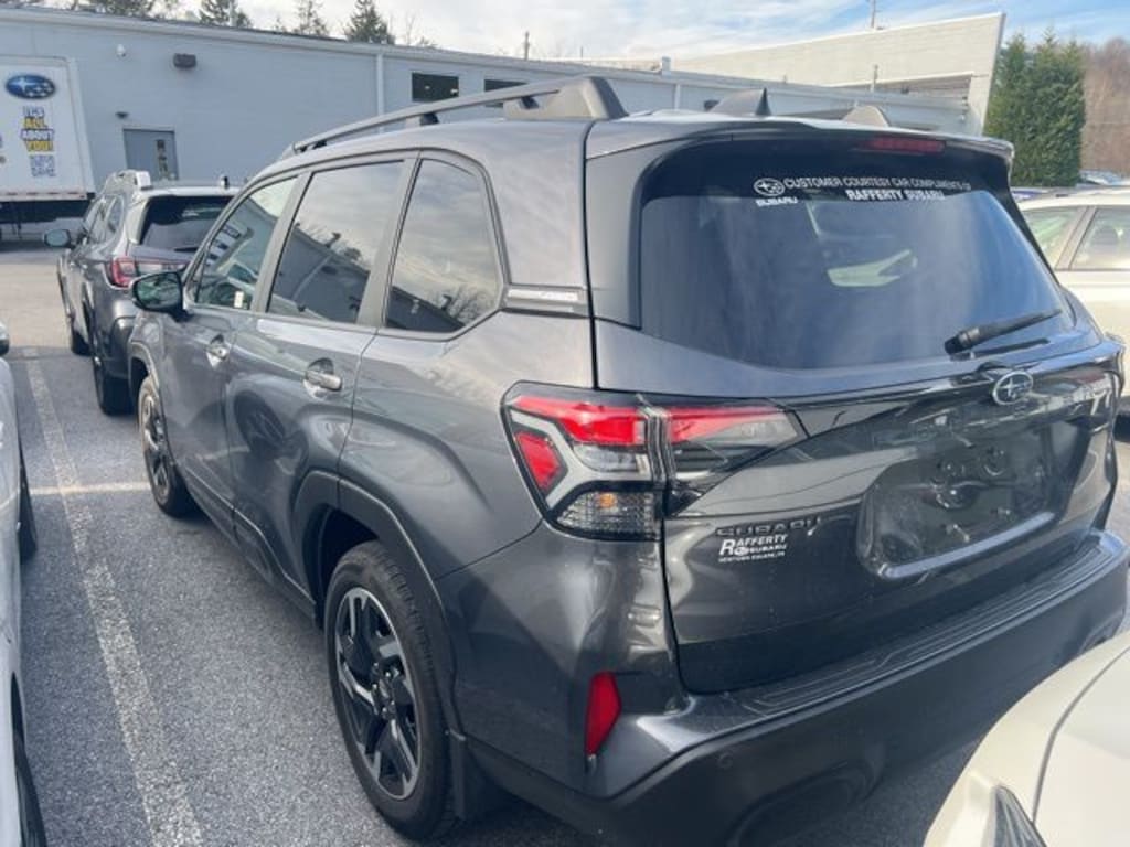 Used 2025 Subaru Forester Limited SUV