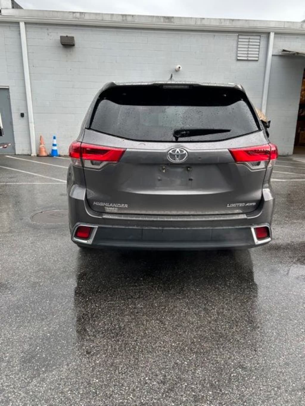 Used 2017 Toyota Highlander Limited SUV