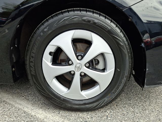 2013 Toyota Prius Three - Photo 9