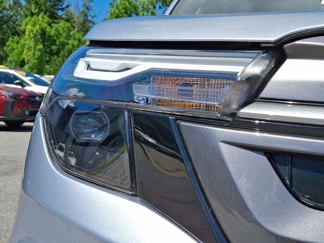 2025 Subaru Forester Premium - Photo 11