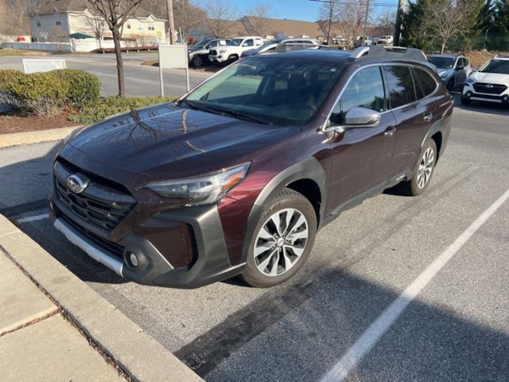 Used 2025 Subaru Outback Touring XT SUV