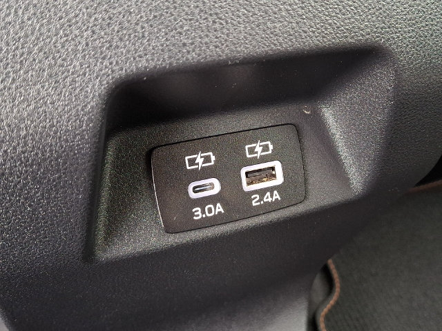 2025 Subaru Crosstrek Limited - Photo 12