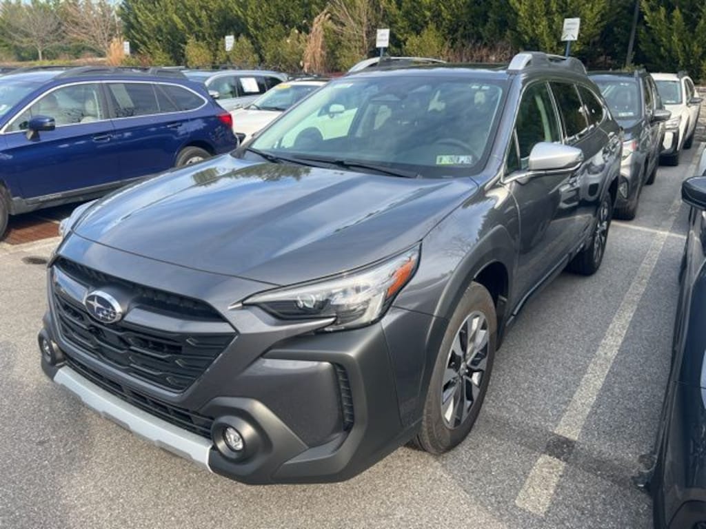 Used 2025 Subaru Outback Touring SUV